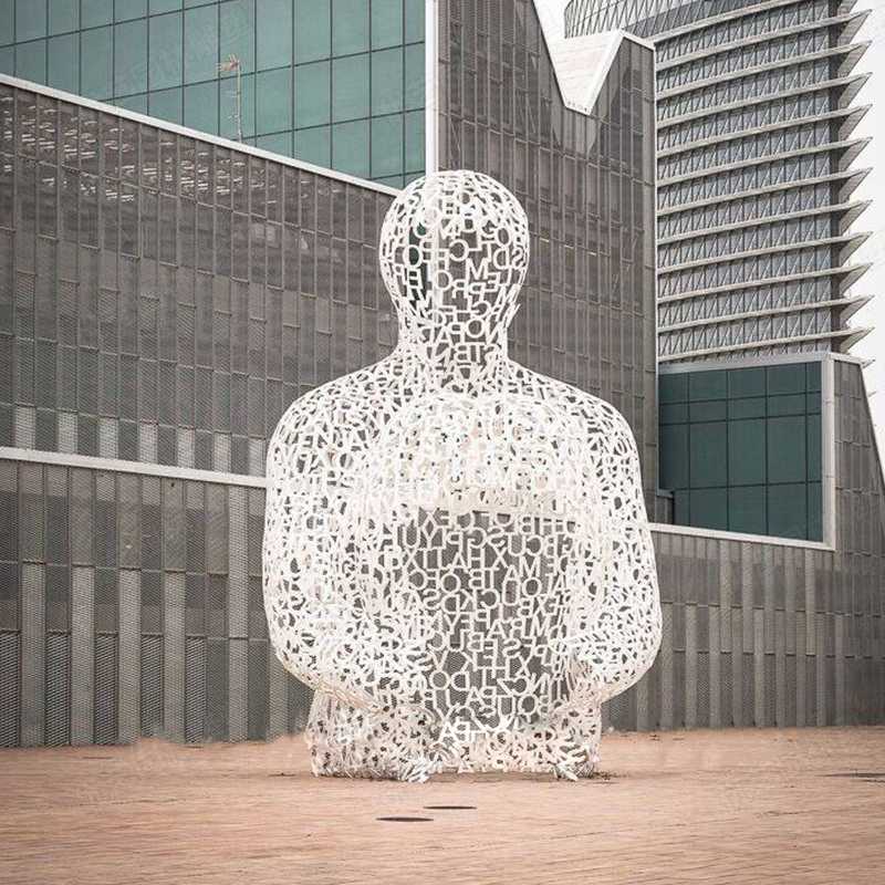 不銹鋼雕塑工廠，鏤空不銹鋼人物雕塑
